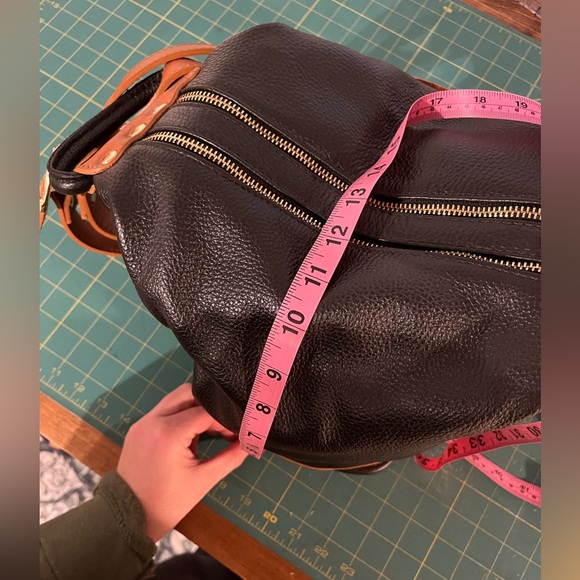 Valentina Convertible Sling Leather Backpack - Picture 10 of 12